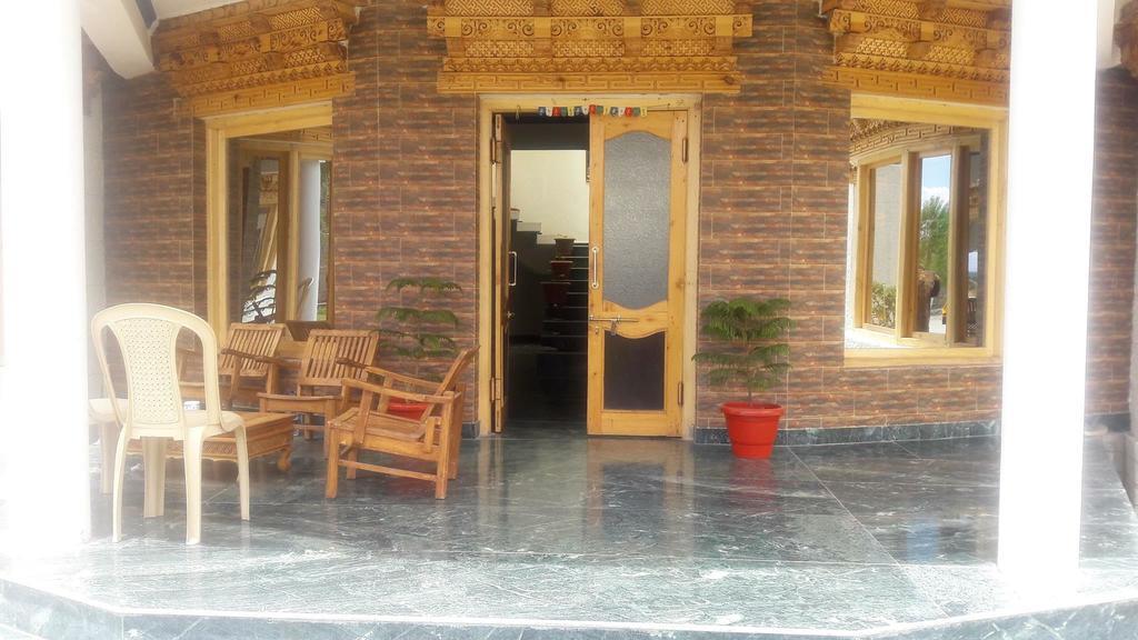 Hotel Mandalchan Лех Екстер'єр фото
